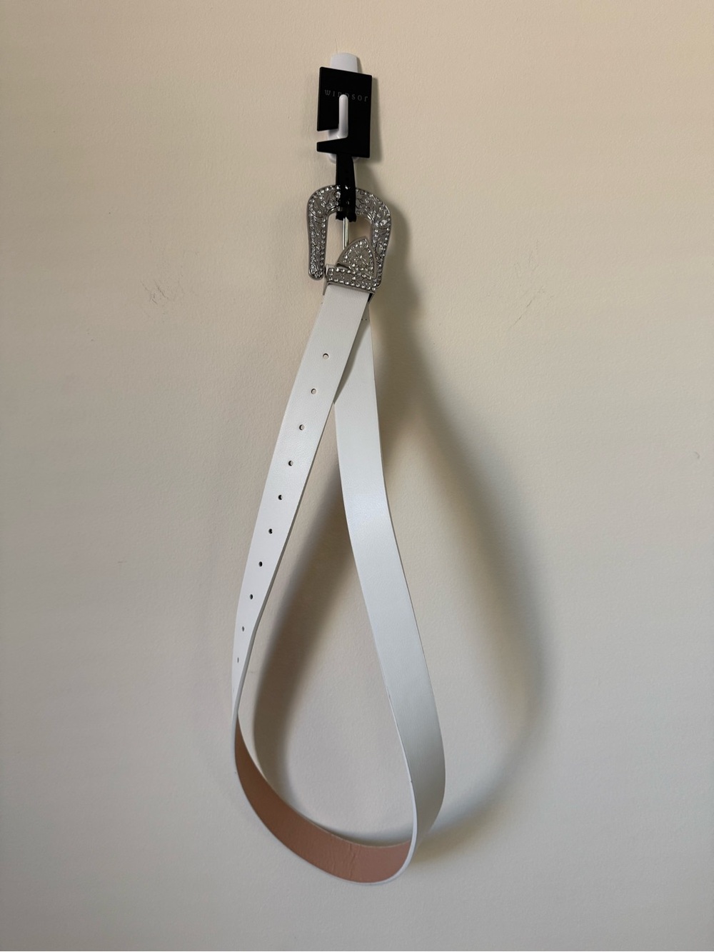 NWT Windsor Rhinestone Belt - Picture 2 of 3